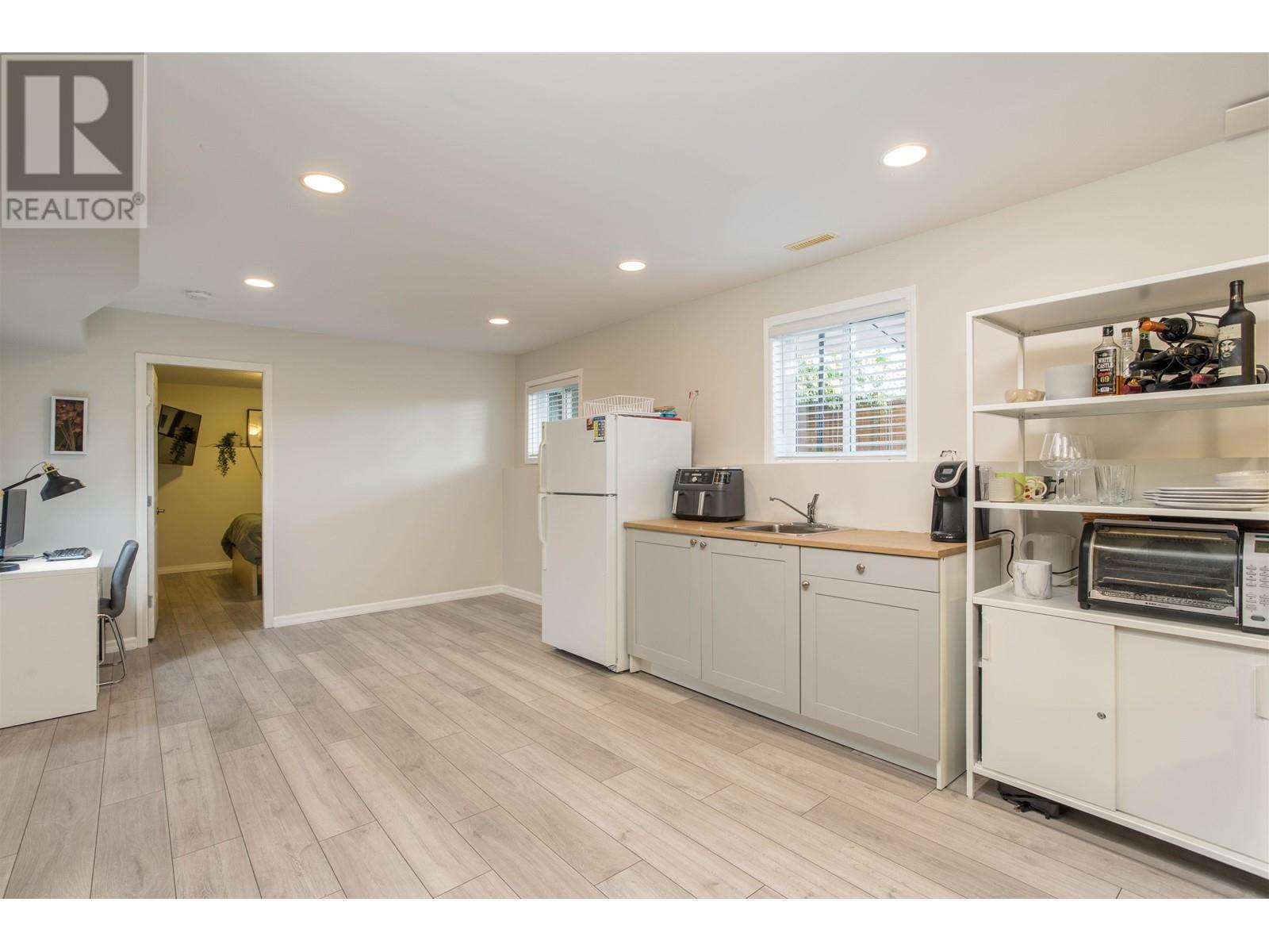 23572 112b Avenue, Maple Ridge, British Columbia  V2W 1W7 - Photo 25 - R2823291