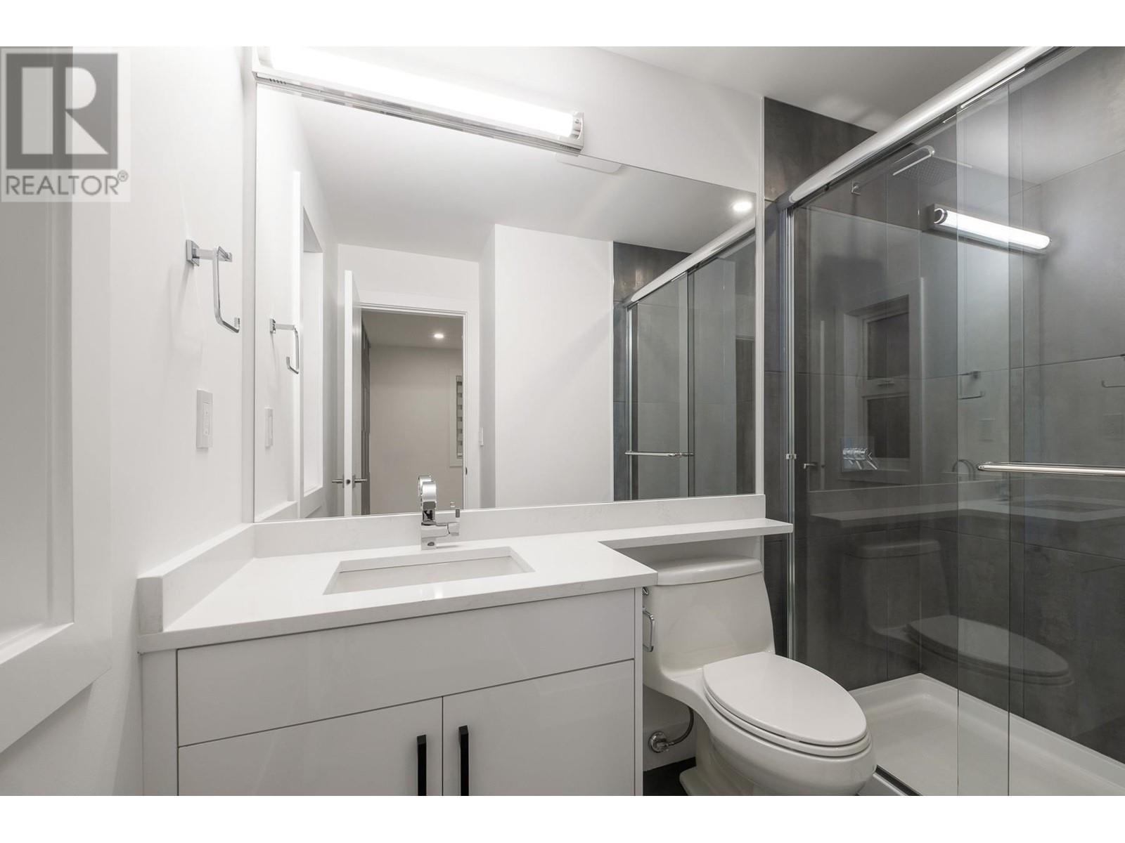 842 Runnymede Avenue, Coquitlam, British Columbia  V3J 2V2 - Photo 21 - R2823299