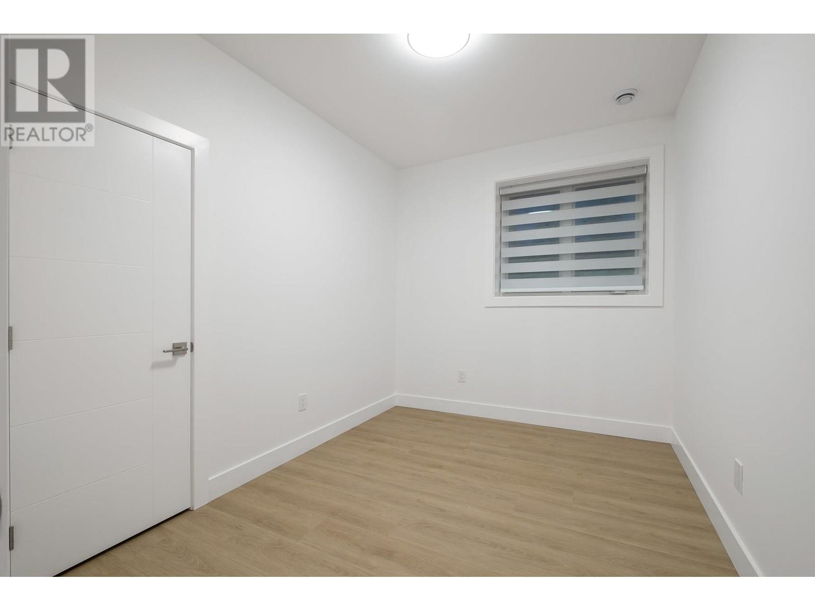 842 Runnymede Avenue, Coquitlam, British Columbia  V3J 2V2 - Photo 34 - R2823299