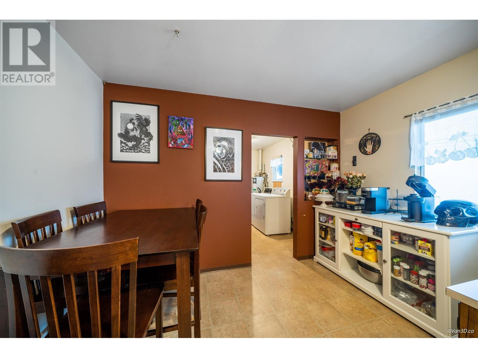 2357 Hawthorne Avenue, Port Coquitlam, British Columbia  V3C 1X1 - Photo 16 - R2823318