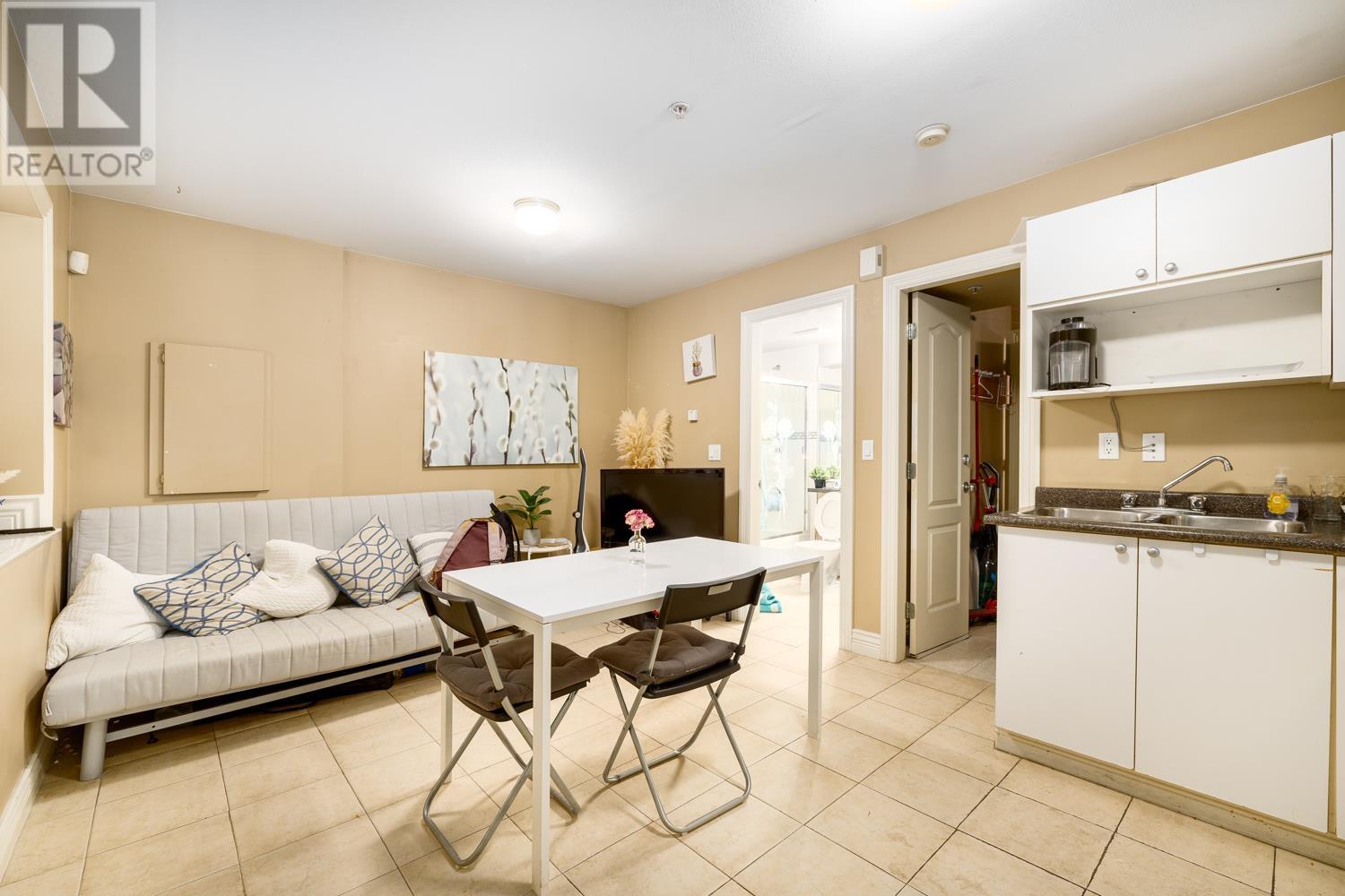 1112 E 26th Avenue, Vancouver, British Columbia  V5V 2J5 - Photo 24 - R2823323