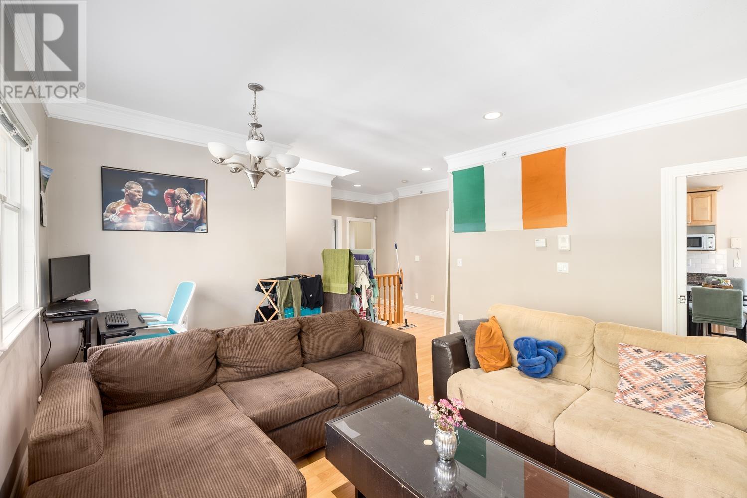 1112 E 26th Avenue, Vancouver, British Columbia  V5V 2J5 - Photo 5 - R2823323