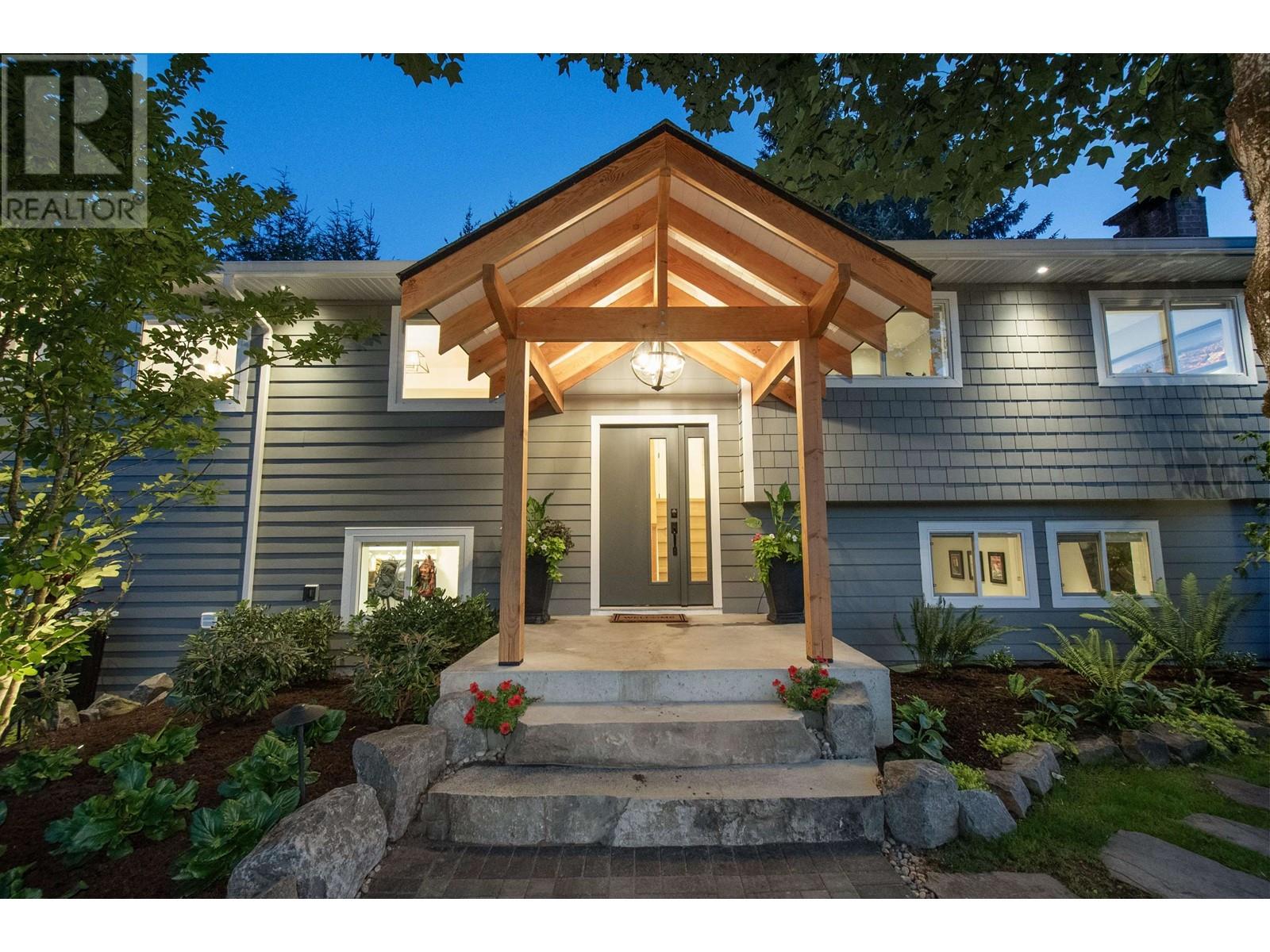 2070 Diamond Road, Squamish, British Columbia  V0N 1T0 - Photo 3 - R2823342