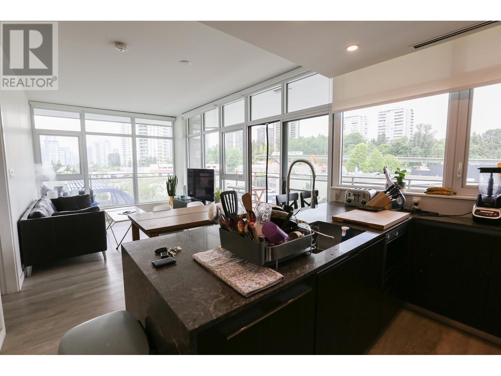 510 5333 Goring Street, Burnaby, British Columbia  V5B 3A2 - Photo 4 - R2823341