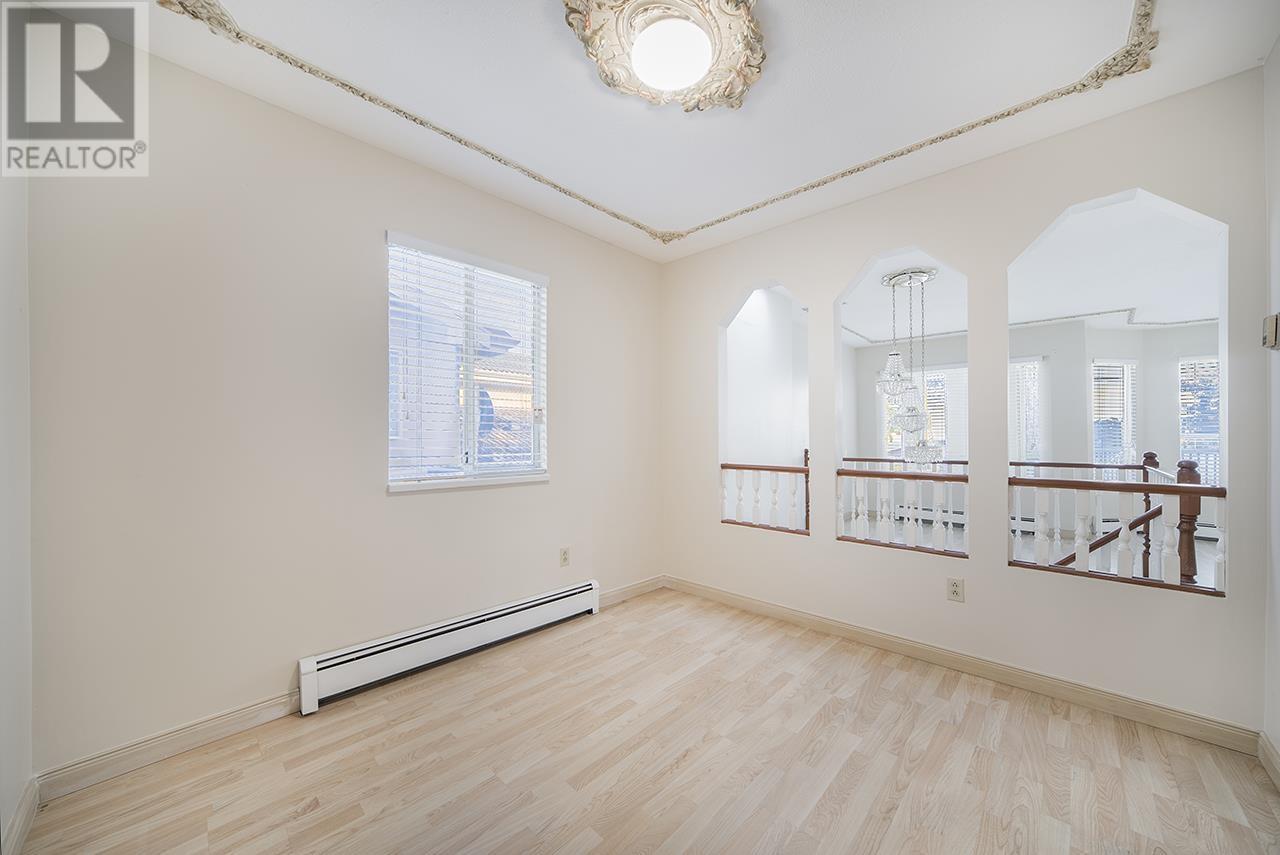 5567 Clinton Street, Burnaby, British Columbia  V5J 2L9 - Photo 8 - R2823224