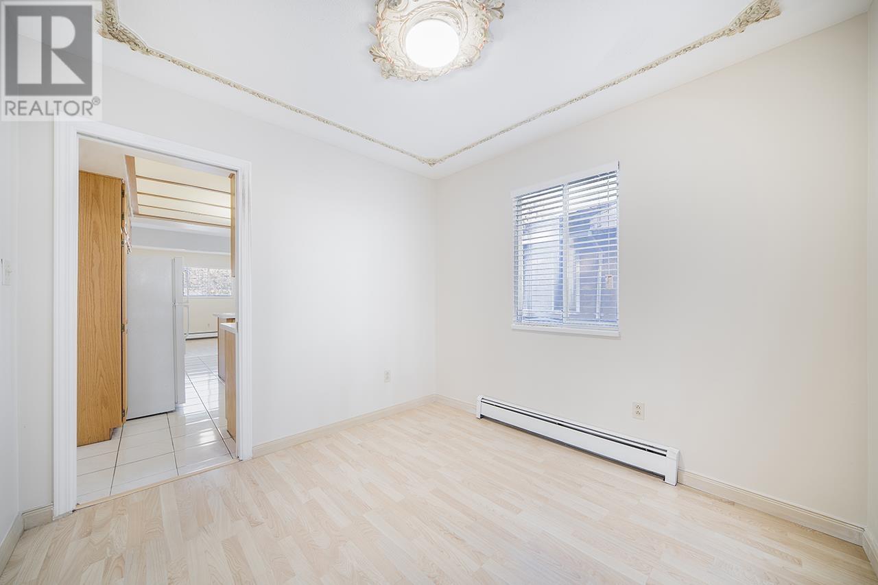 5567 Clinton Street, Burnaby, British Columbia  V5J 2L9 - Photo 9 - R2823224