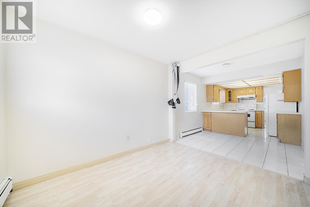 5567 Clinton Street, Burnaby, British Columbia  V5J 2L9 - Photo 13 - R2823224