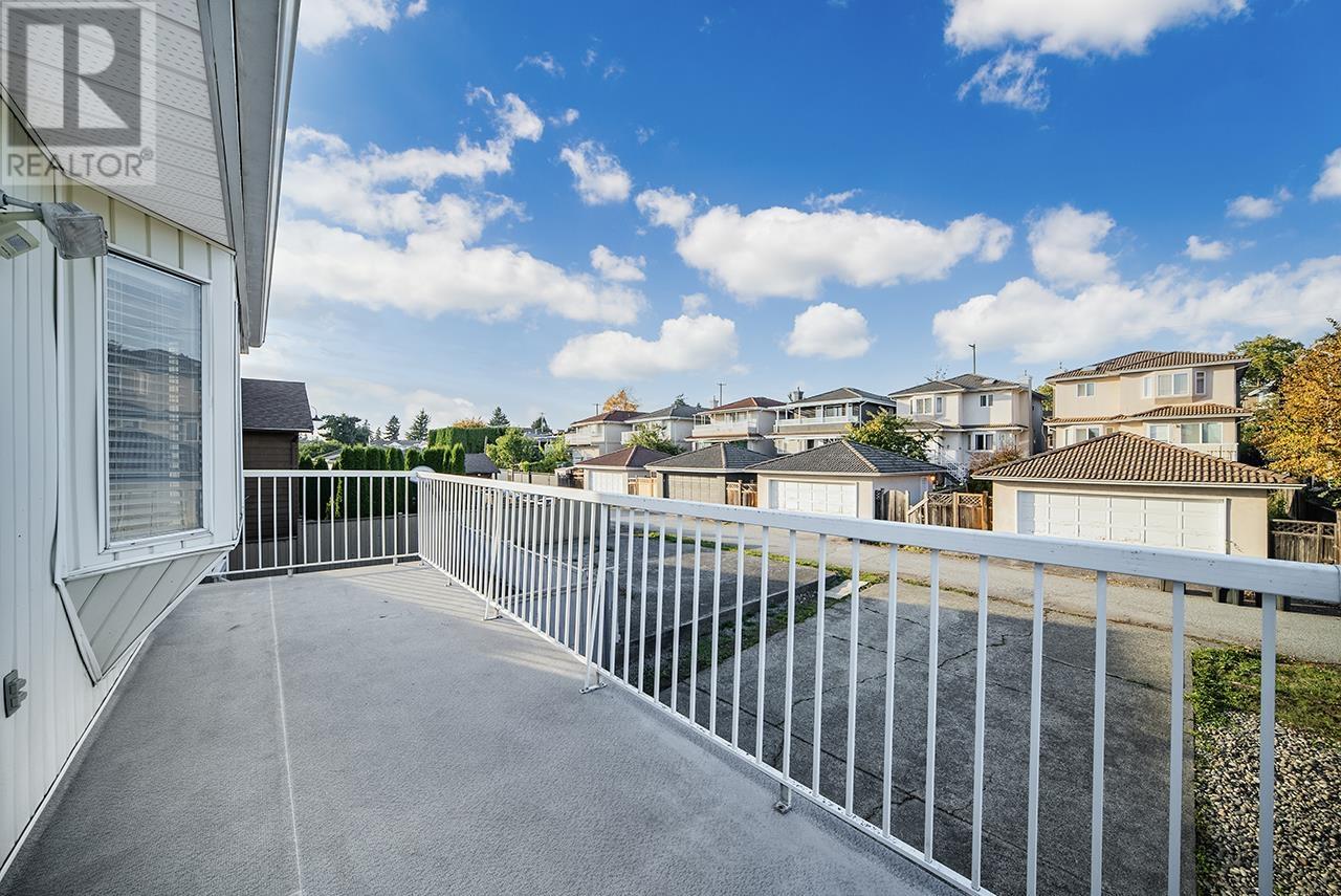 5567 Clinton Street, Burnaby, British Columbia  V5J 2L9 - Photo 25 - R2823224