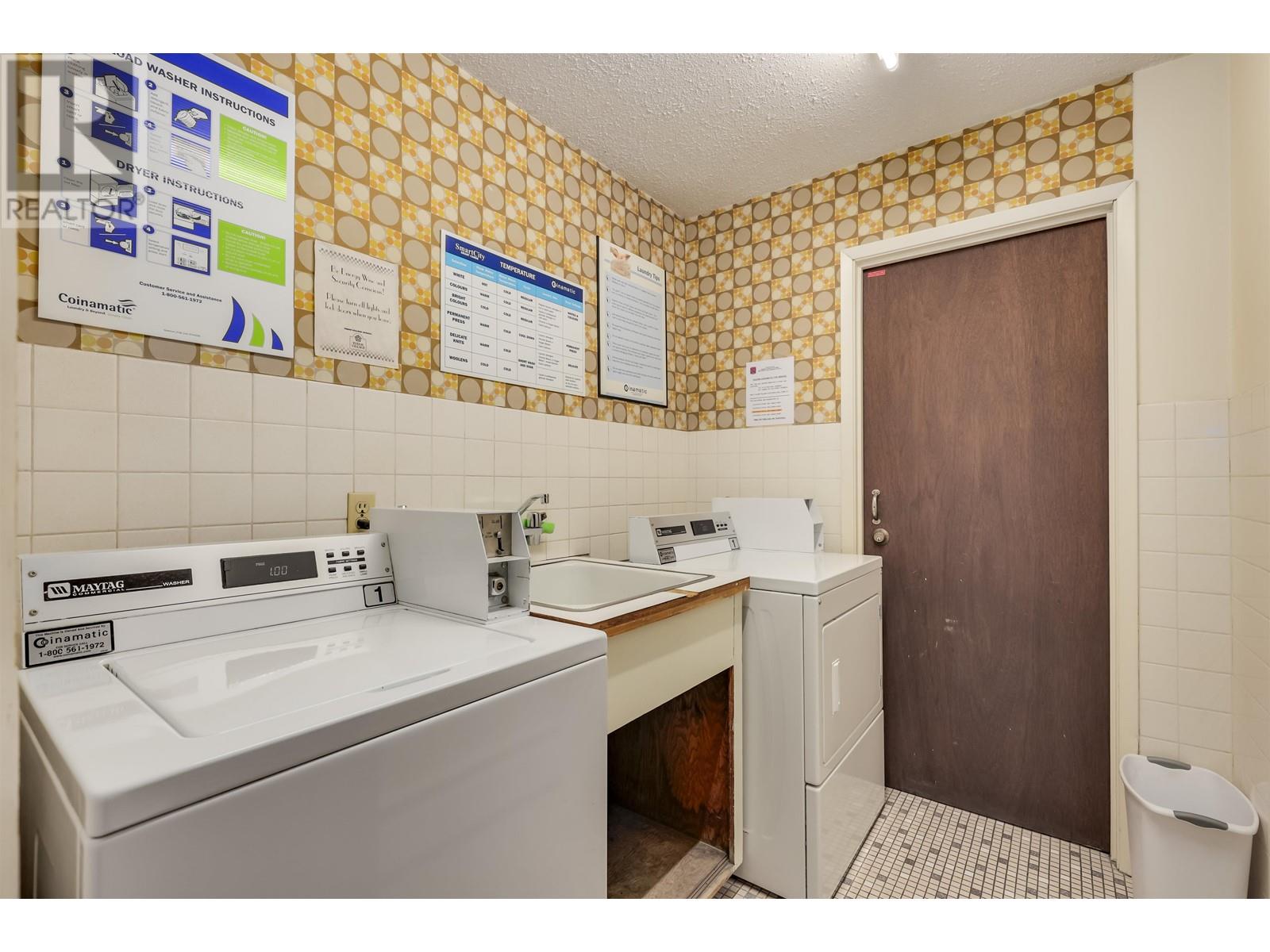 8973 Horne Street, Burnaby, British Columbia  V3N 4J8 - Photo 25 - R2823137