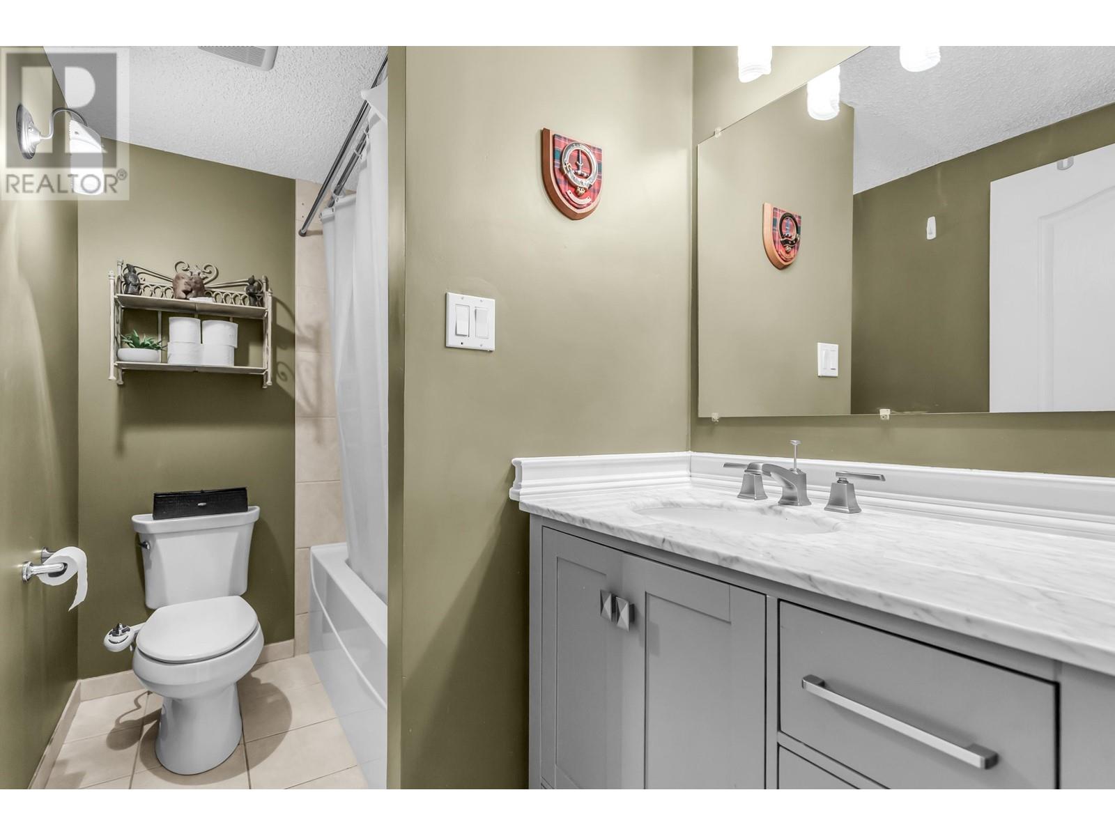 22001 Cliff Avenue, Maple Ridge, British Columbia  V2X 2L3 - Photo 20 - R2823148