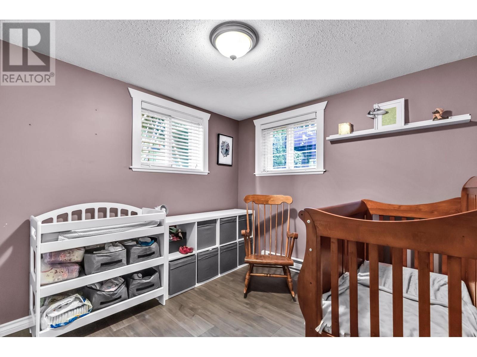 22001 Cliff Avenue, Maple Ridge, British Columbia  V2X 2L3 - Photo 15 - R2823148