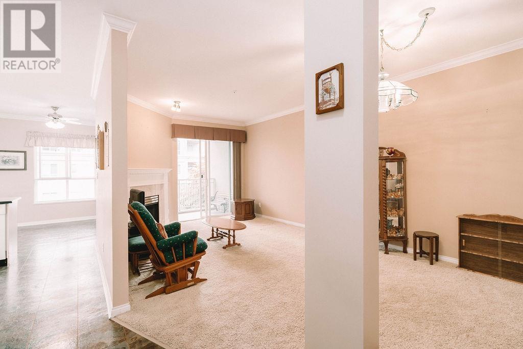 316 3098 Guildford Way, Coquitlam, British Columbia  V3B 7W8 - Photo 12 - R2823249