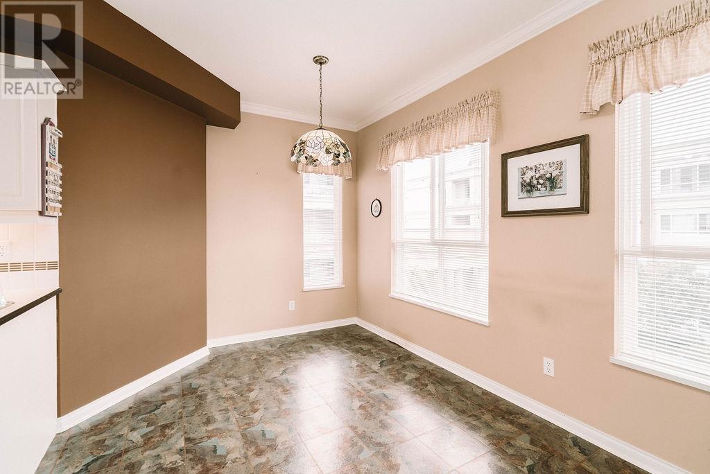 316 3098 Guildford Way, Coquitlam, British Columbia  V3B 7W8 - Photo 8 - R2823249