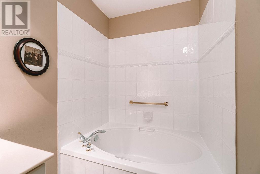 316 3098 Guildford Way, Coquitlam, British Columbia  V3B 7W8 - Photo 23 - R2823249