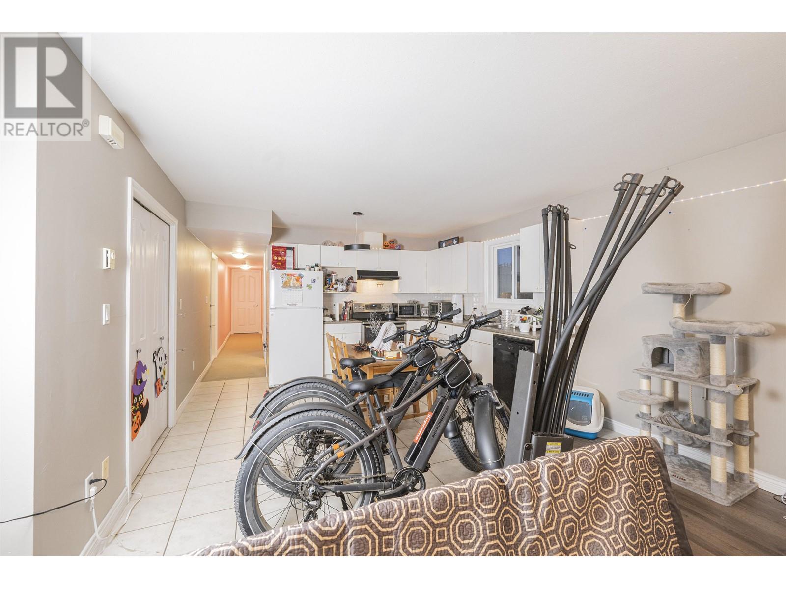 835 Cottonwood Avenue, Coquitlam, British Columbia  V3J 2S9 - Photo 30 - R2823185