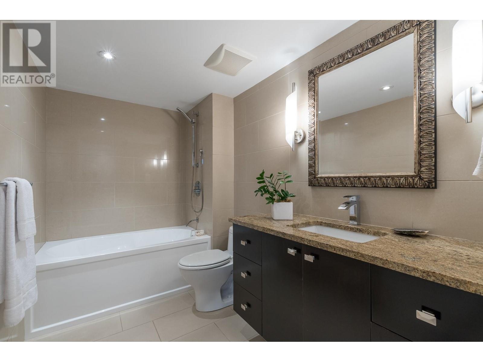 101 2246 Bellevue Avenue, West Vancouver, British Columbia  V7V 1C6 - Photo 18 - R2823400
