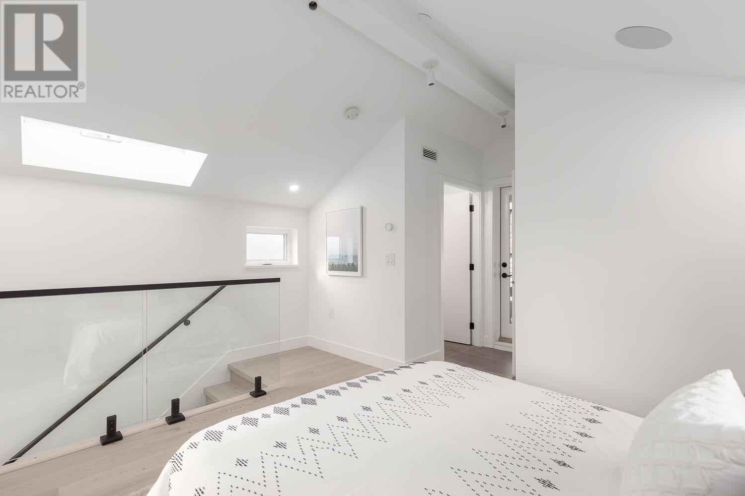 2195 E 3rd Avenue, Vancouver, British Columbia  V5N 1H9 - Photo 33 - R2823420