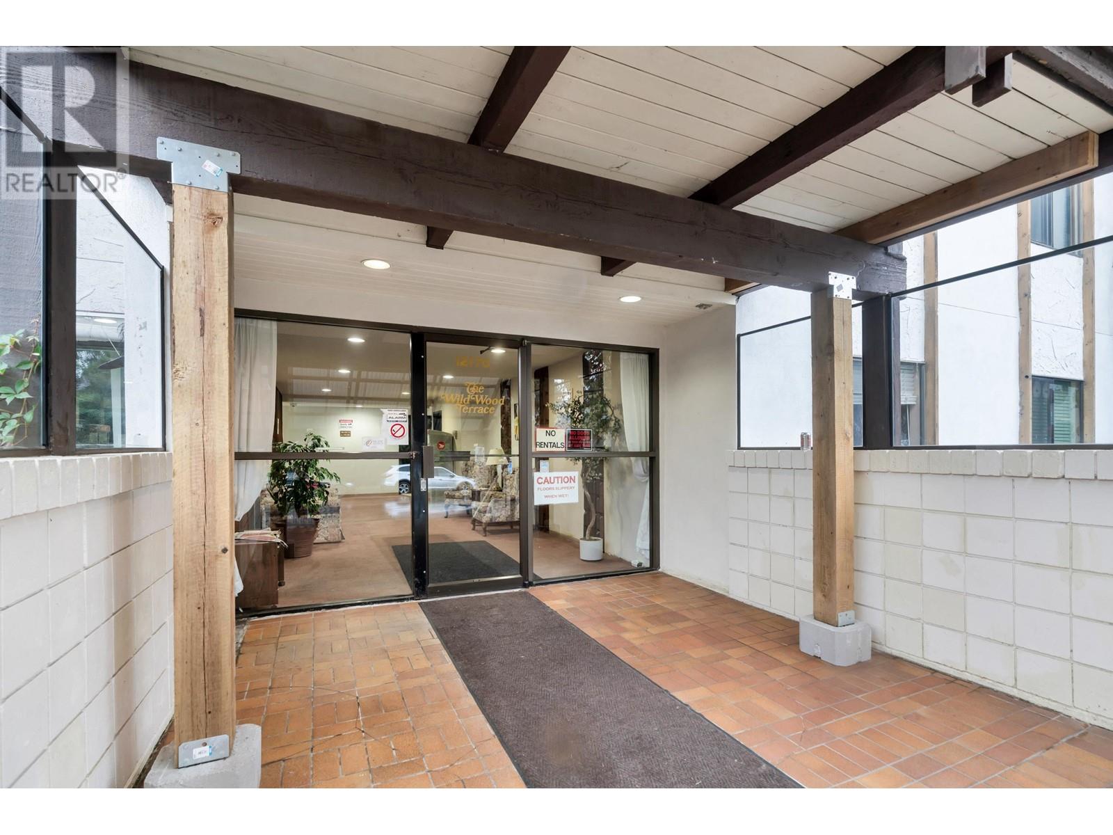 315 12170 222 Street, Maple Ridge, British Columbia  V2X 8H1 - Photo 4 - R2823428