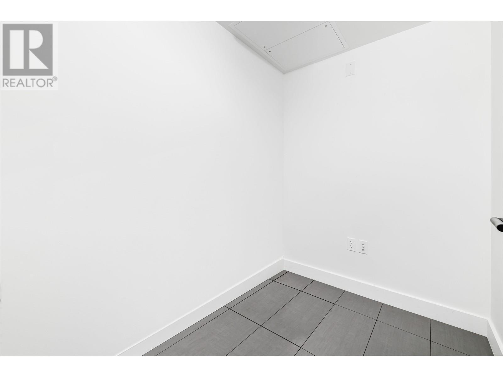 303 458 W 63rd Avenue, Vancouver, British Columbia  V5X 2J4 - Photo 23 - R2823439