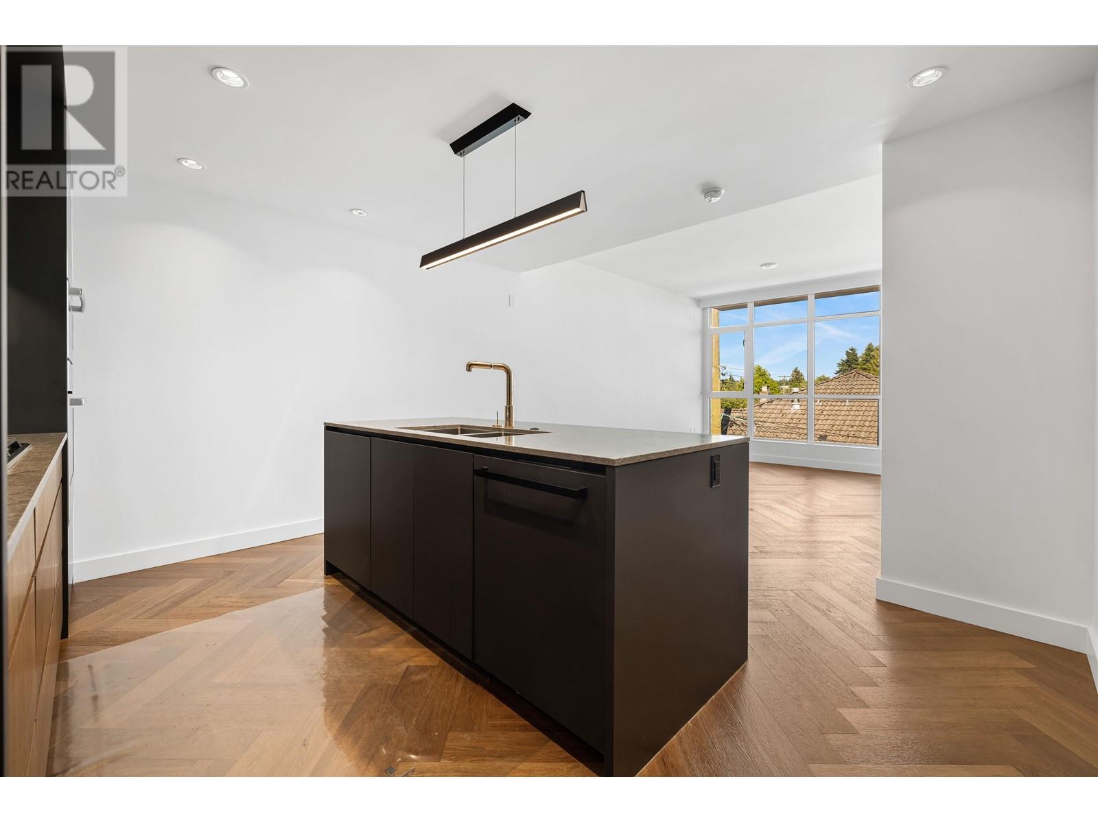 303 458 W 63rd Avenue, Vancouver, British Columbia  V5X 2J4 - Photo 6 - R2823439
