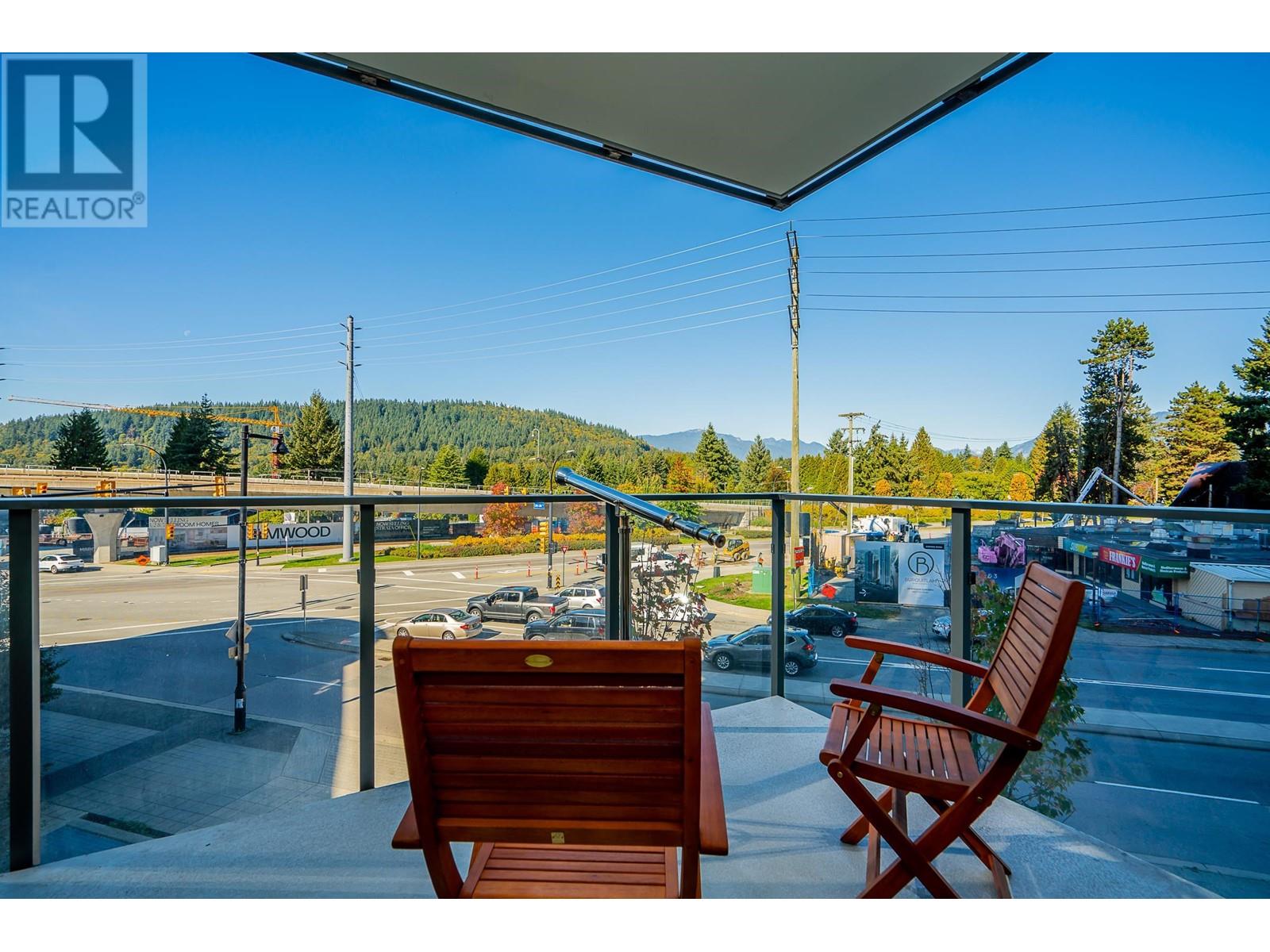 201 602 Como Lake Avenue, Coquitlam, British Columbia  V3J 0G2 - Photo 3 - R2823455