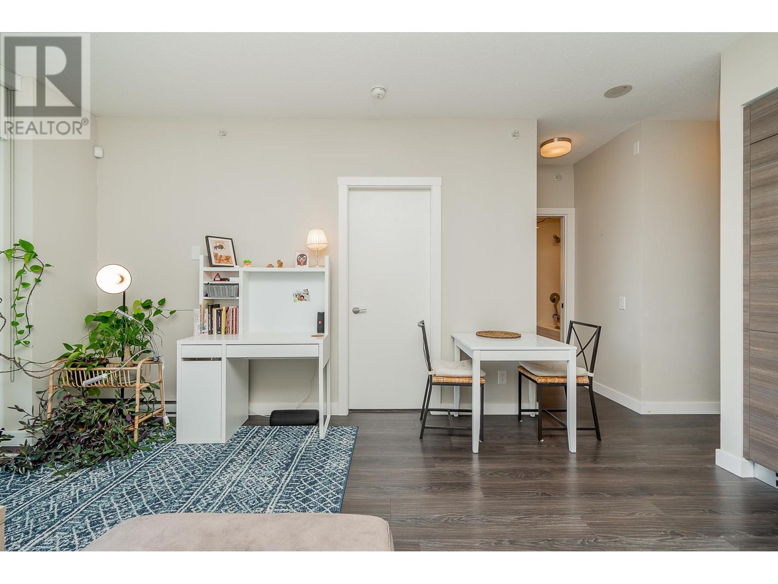 201 602 Como Lake Avenue, Coquitlam, British Columbia  V3J 0G2 - Photo 7 - R2823455