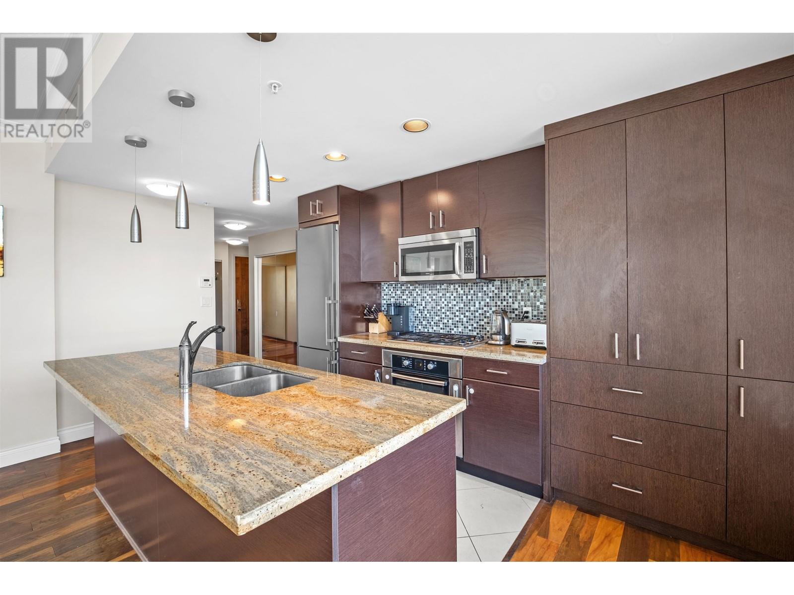 302 172 Victory Ship Way, North Vancouver, British Columbia  V7L 0B5 - Photo 7 - R2823484