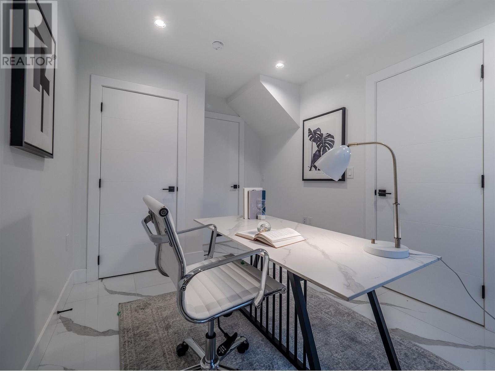 5197 Dominion Street, Burnaby, British Columbia  V5G 1C8 - Photo 11 - R2823489