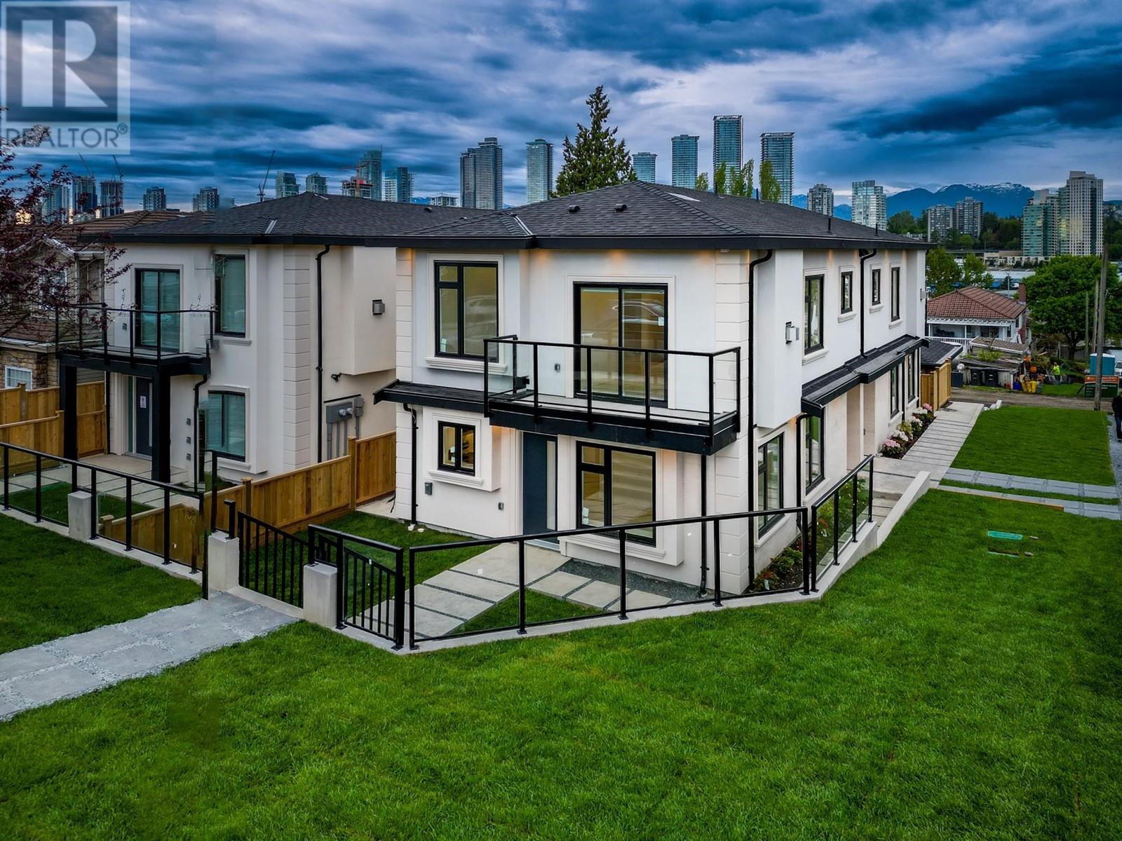 5197 Dominion Street, Burnaby, British Columbia  V5G 1C8 - Photo 3 - R2823489