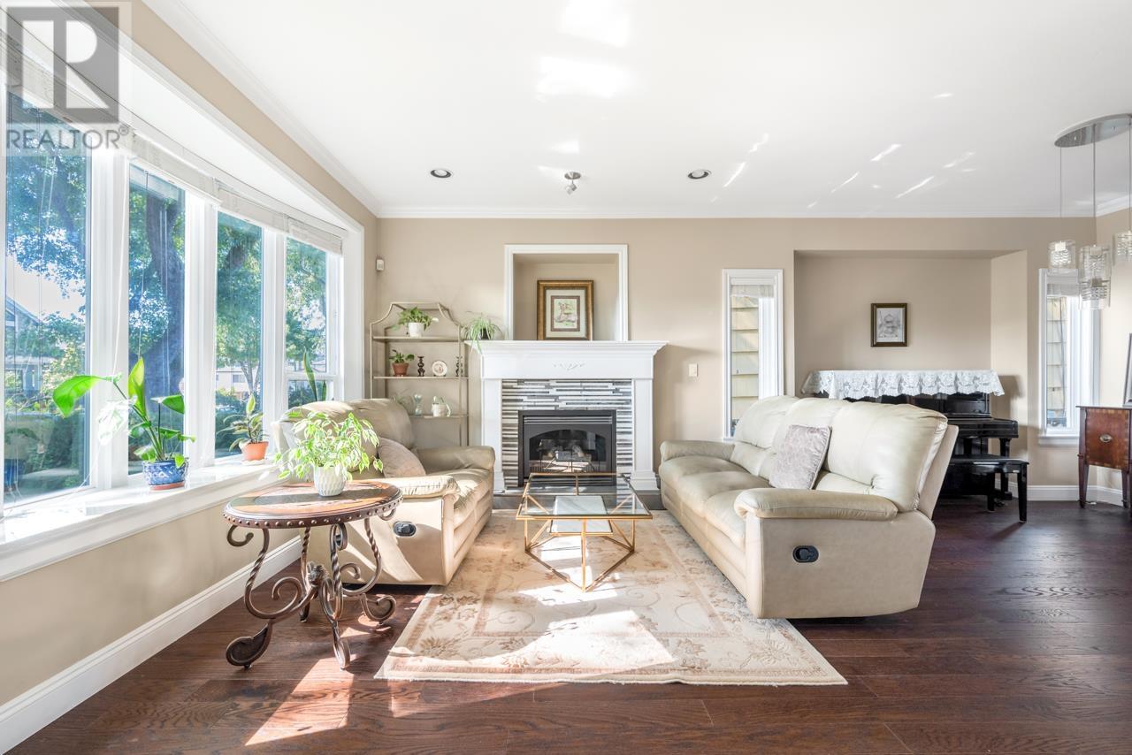 841 E 38th Avenue, Vancouver, British Columbia  V5W 1J2 - Photo 4 - R2823426