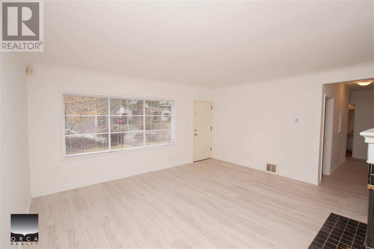 1030 Belmont Avenue, North Vancouver, British Columbia  V7R 1K2 - Photo 10 - R2823456