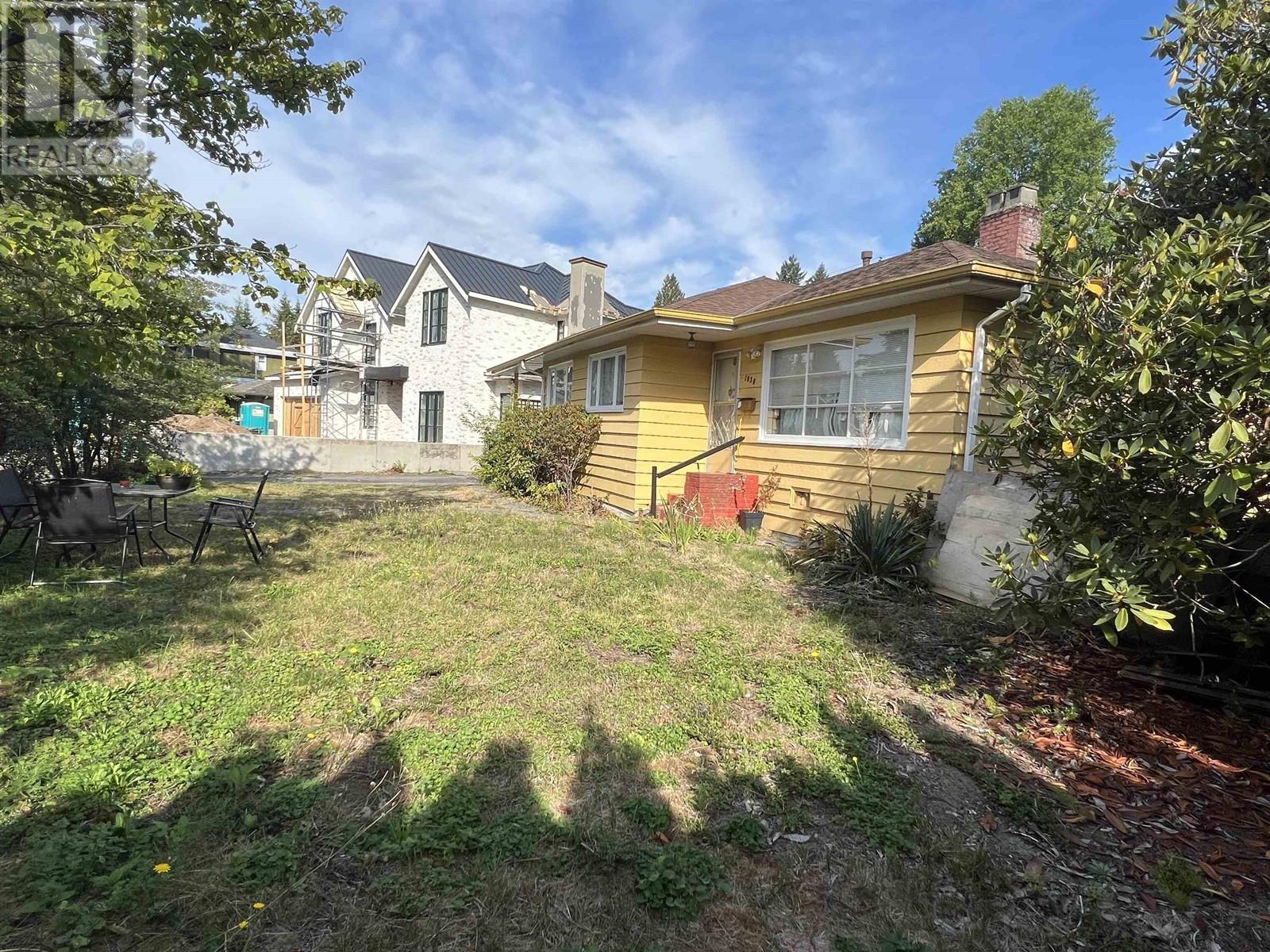 1030 Belmont Avenue, North Vancouver, British Columbia  V7R 1K2 - Photo 4 - R2823456