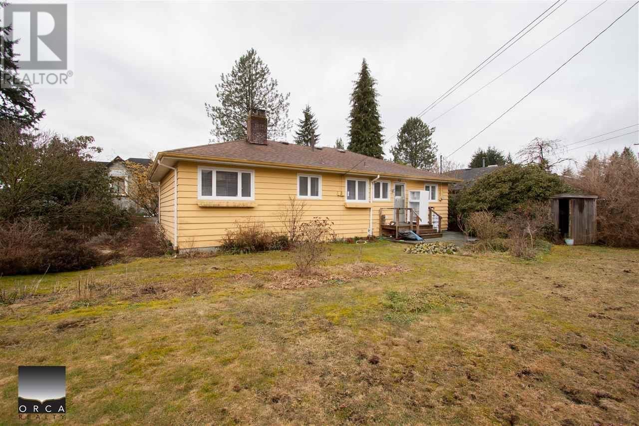 1030 Belmont Avenue, North Vancouver, British Columbia  V7R 1K2 - Photo 6 - R2823456