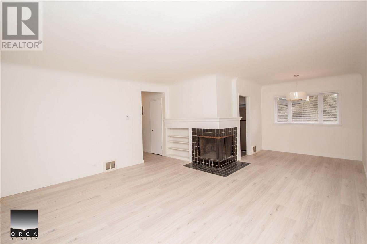 1030 Belmont Avenue, North Vancouver, British Columbia  V7R 1K2 - Photo 7 - R2823456