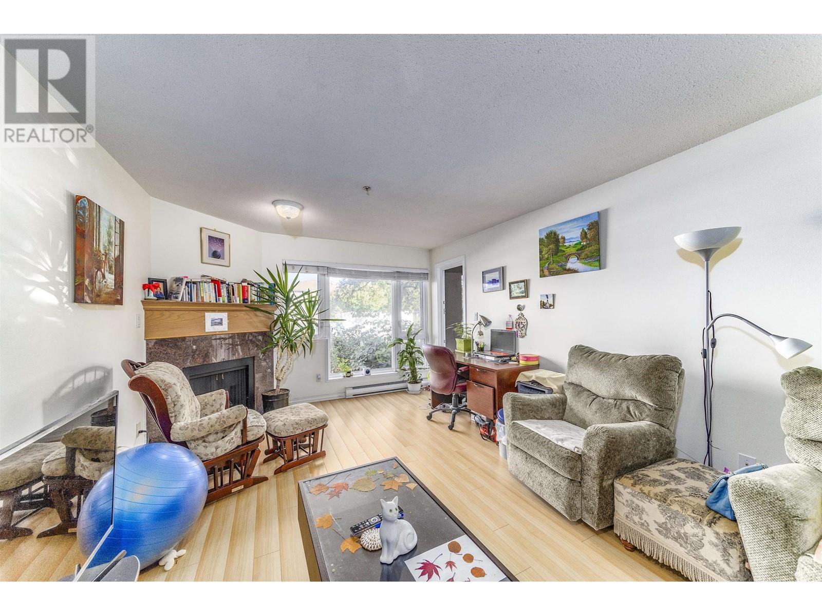 202 1550 Sw Marine Drive, Vancouver, British Columbia  V6P 6A6 - Photo 3 - R2823283