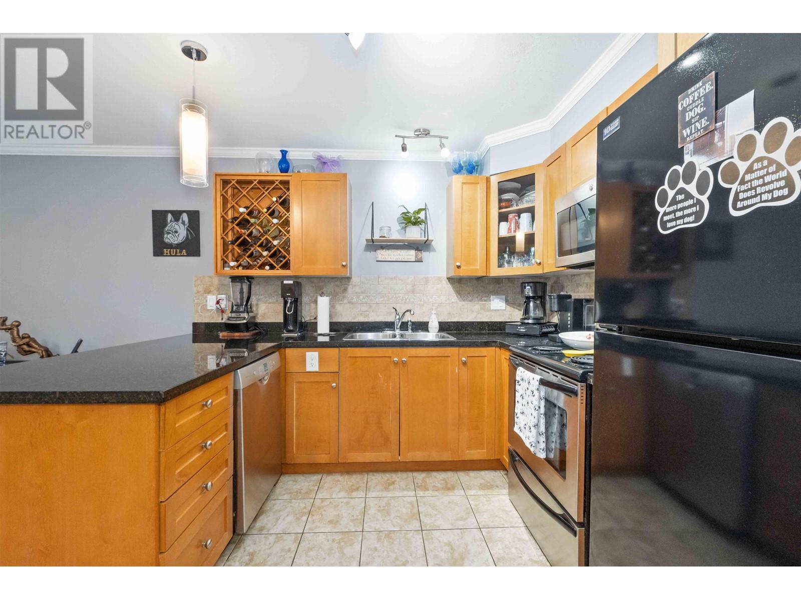 302 22255 122 Avenue, Maple Ridge, British Columbia  V2X 3X8 - Photo 13 - R2823509