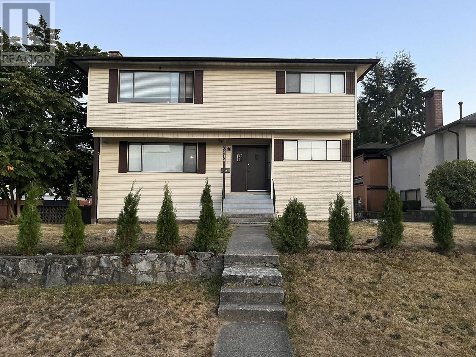 8272 17TH AVENUE, burnaby, British Columbia