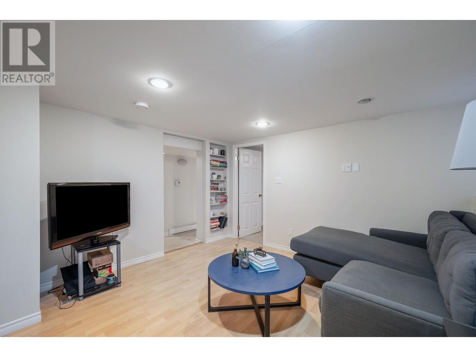 3682 E 27 Avenue, Vancouver, British Columbia  V5R 1R2 - Photo 16 - R2823525