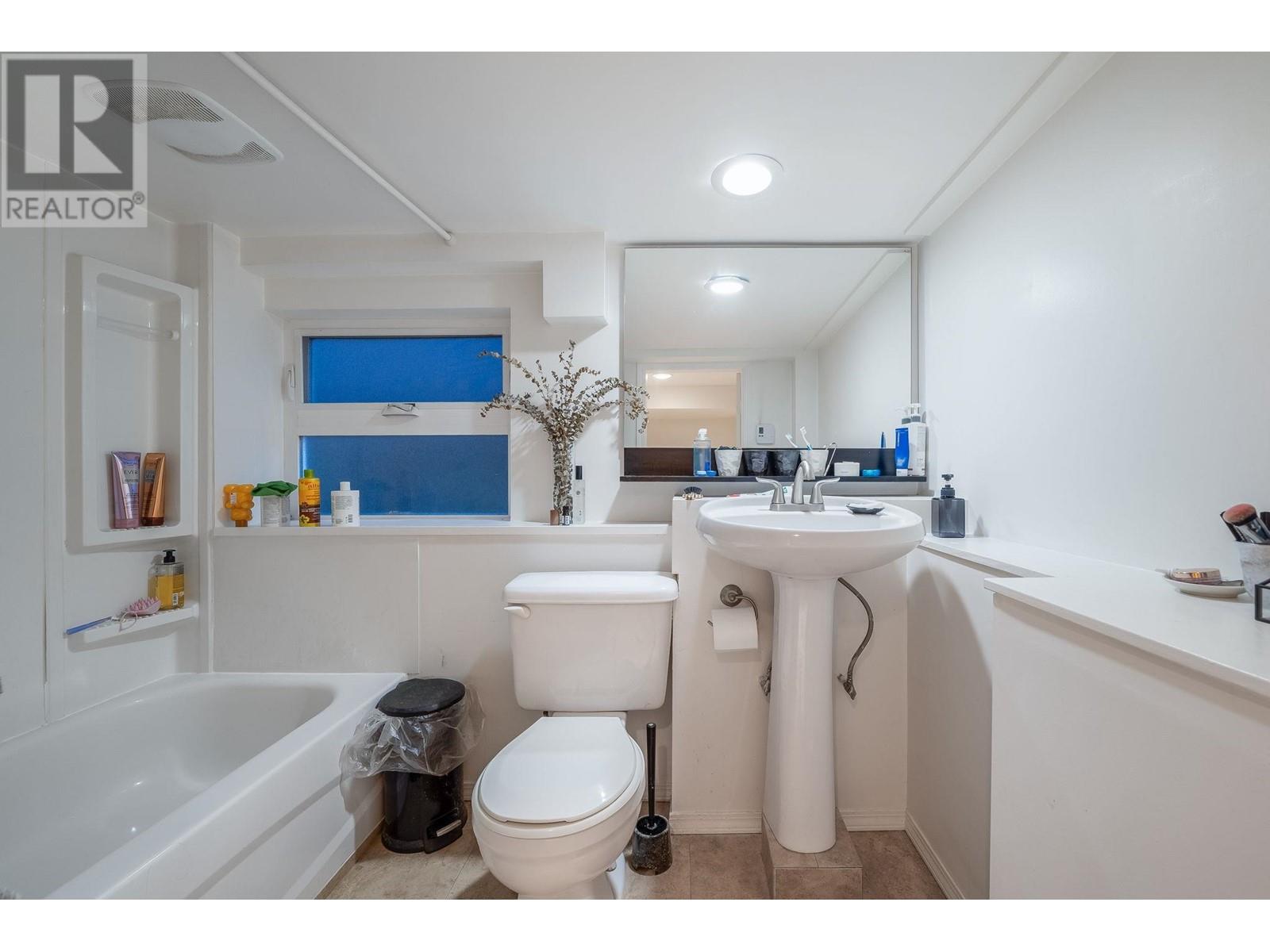 3682 E 27 Avenue, Vancouver, British Columbia  V5R 1R2 - Photo 21 - R2823525