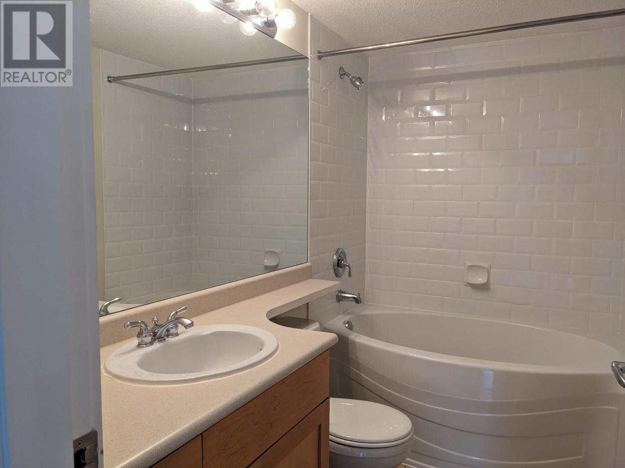 203 2338 Western Parkway, Vancouver, British Columbia  V6T 2H7 - Photo 8 - R2823523
