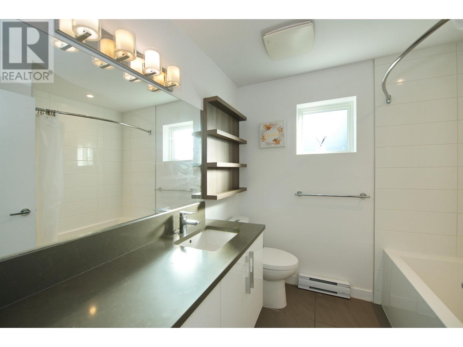 1 7039 Macpherson Avenue, Burnaby, British Columbia  V5J 4N4 - Photo 25 - R2823086