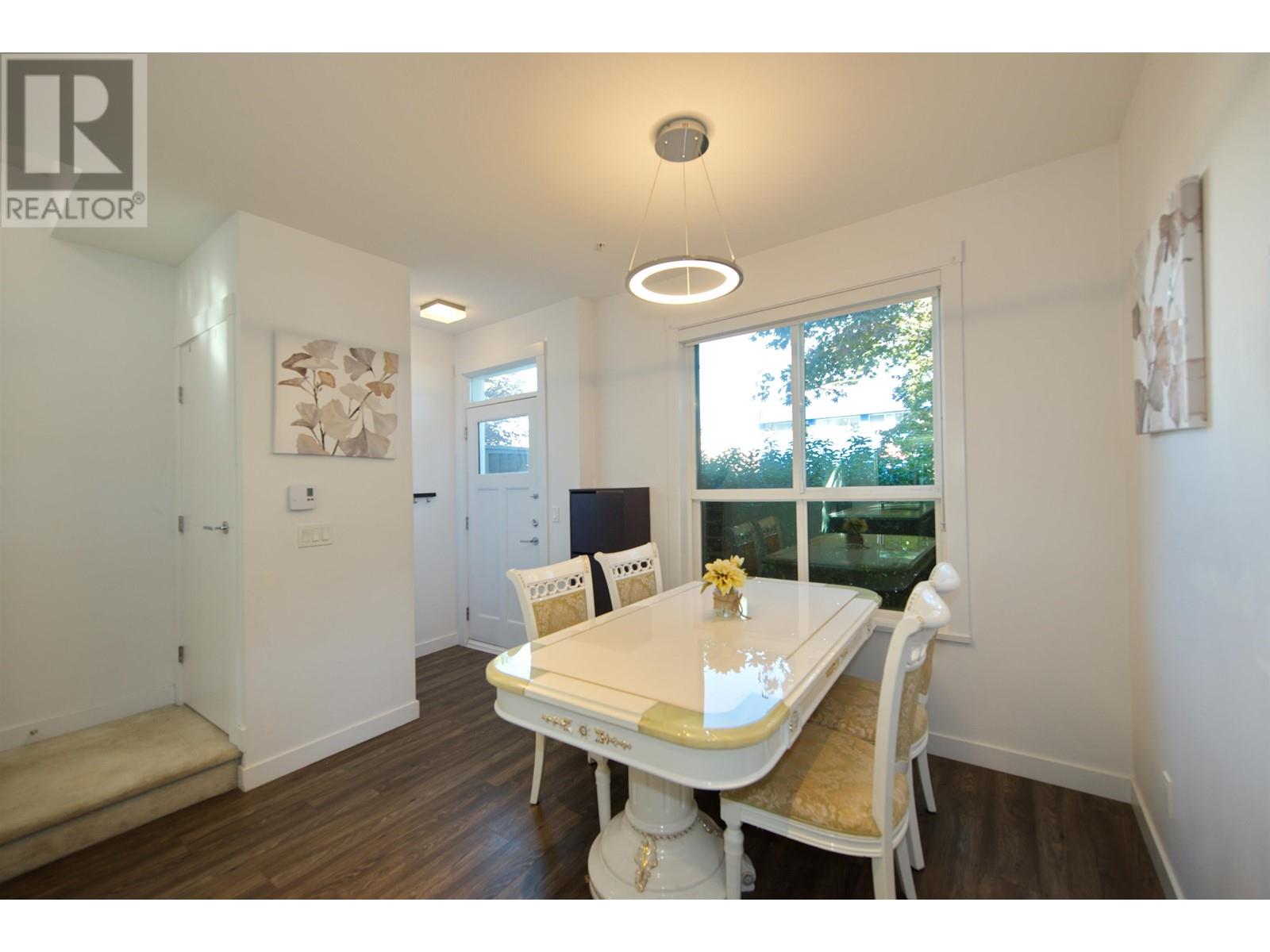 1 7039 Macpherson Avenue, Burnaby, British Columbia  V5J 4N4 - Photo 11 - R2823086