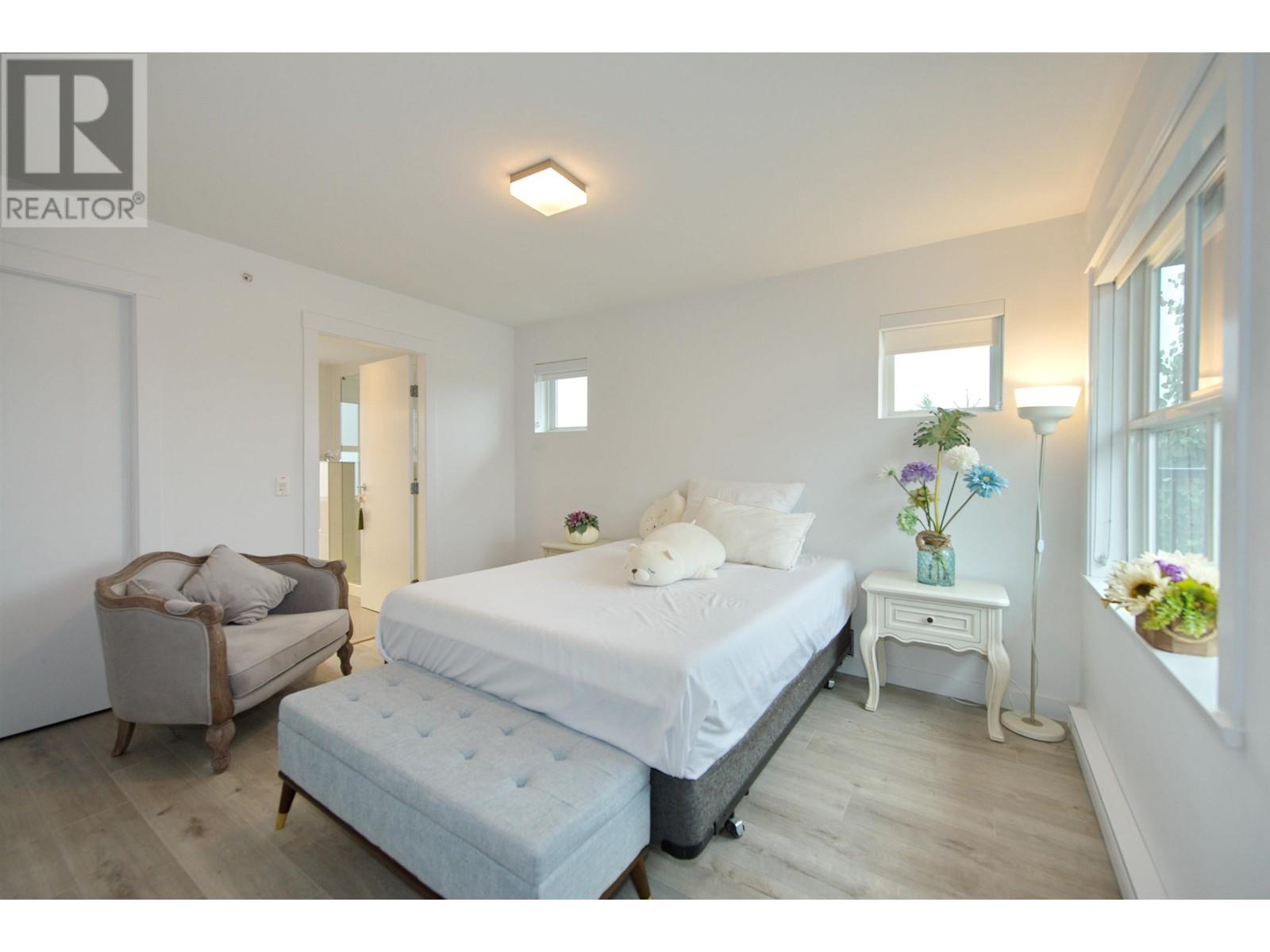 1 7039 Macpherson Avenue, Burnaby, British Columbia  V5J 4N4 - Photo 26 - R2823086