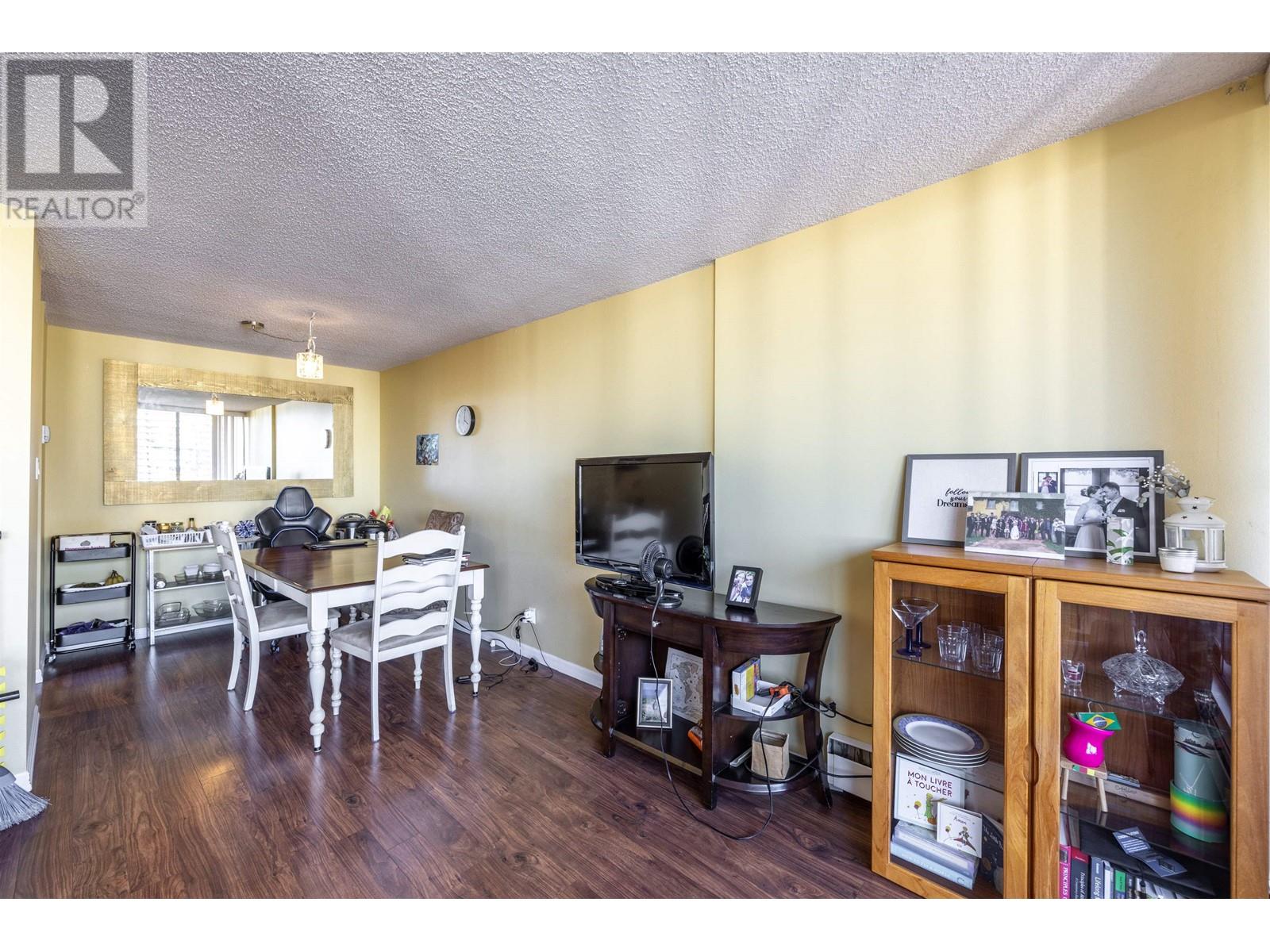 1406 4105 Maywood Street, Burnaby, British Columbia  V5H 4A3 - Photo 10 - R2823487