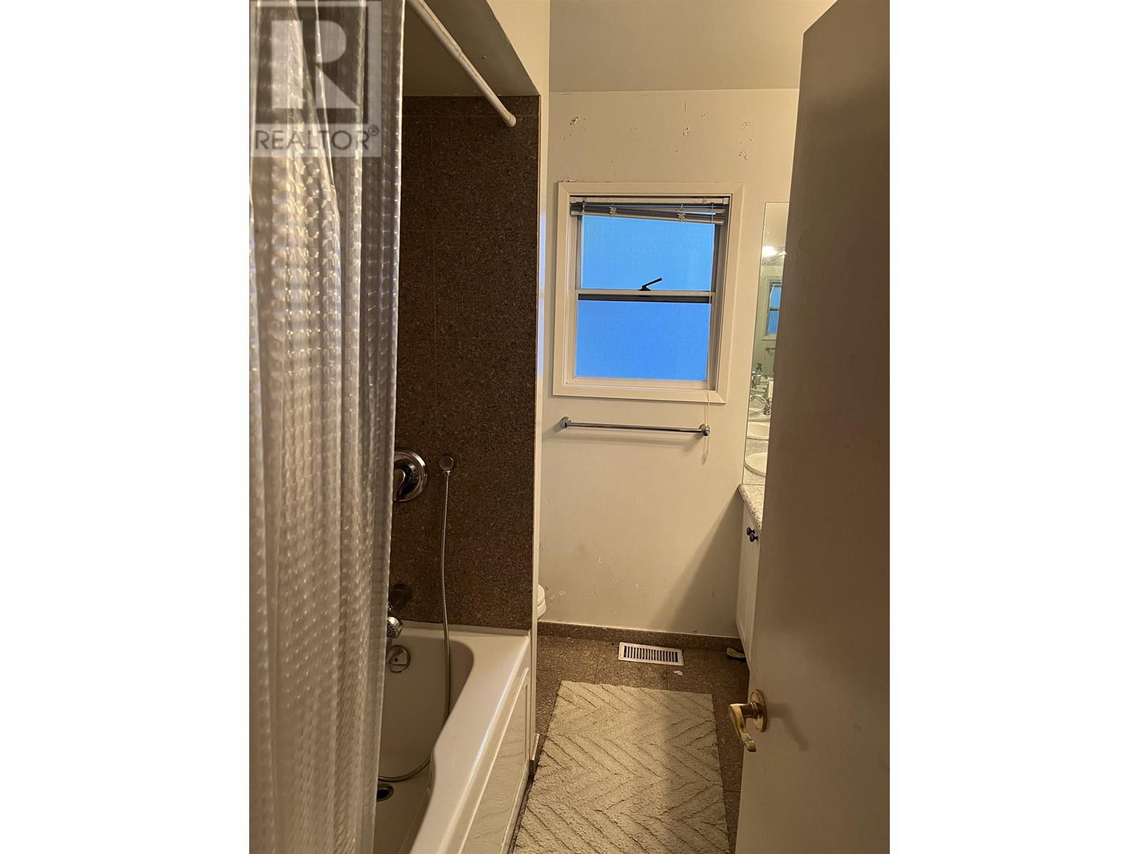 2161 W 33rd Avenue, Vancouver, British Columbia  V6M 1C1 - Photo 3 - R2821802