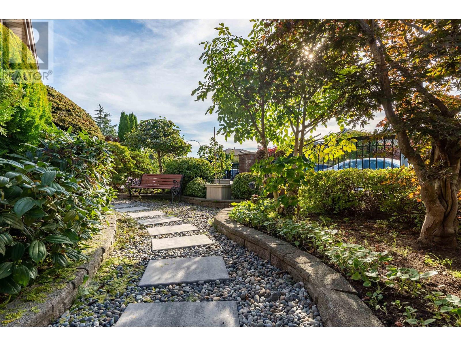 6233 Garrison Court, Richmond, British Columbia  V7C 5H7 - Photo 30 - R2823302