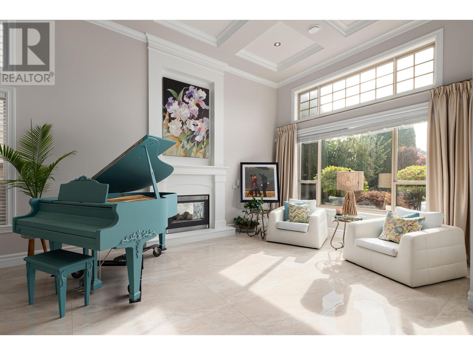 6233 Garrison Court, Richmond, British Columbia  V7C 5H7 - Photo 2 - R2823302