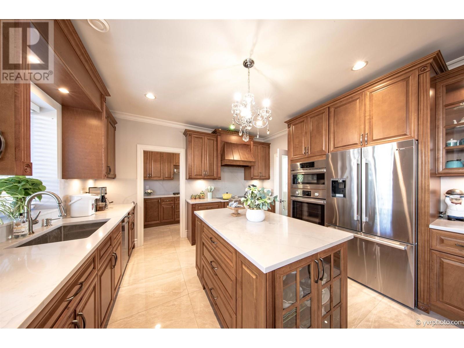 6233 Garrison Court, Richmond, British Columbia  V7C 5H7 - Photo 13 - R2823302