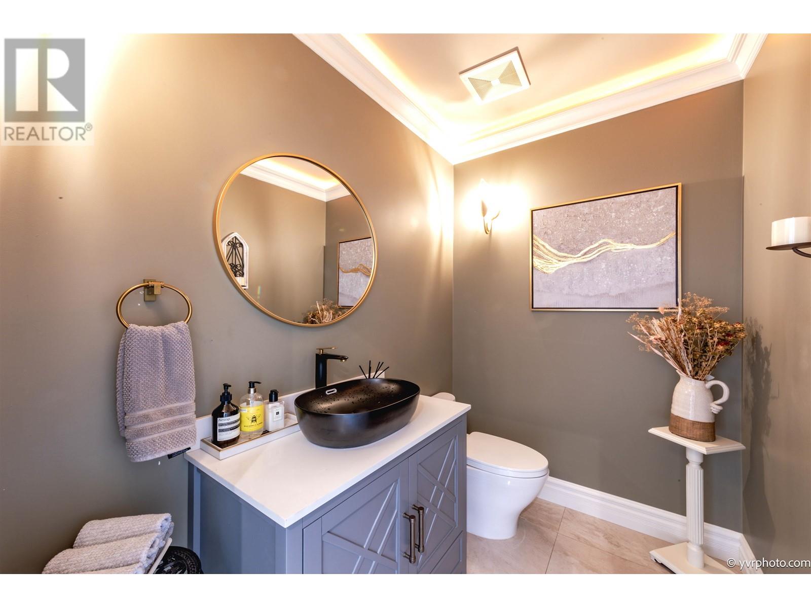 6233 Garrison Court, Richmond, British Columbia  V7C 5H7 - Photo 15 - R2823302