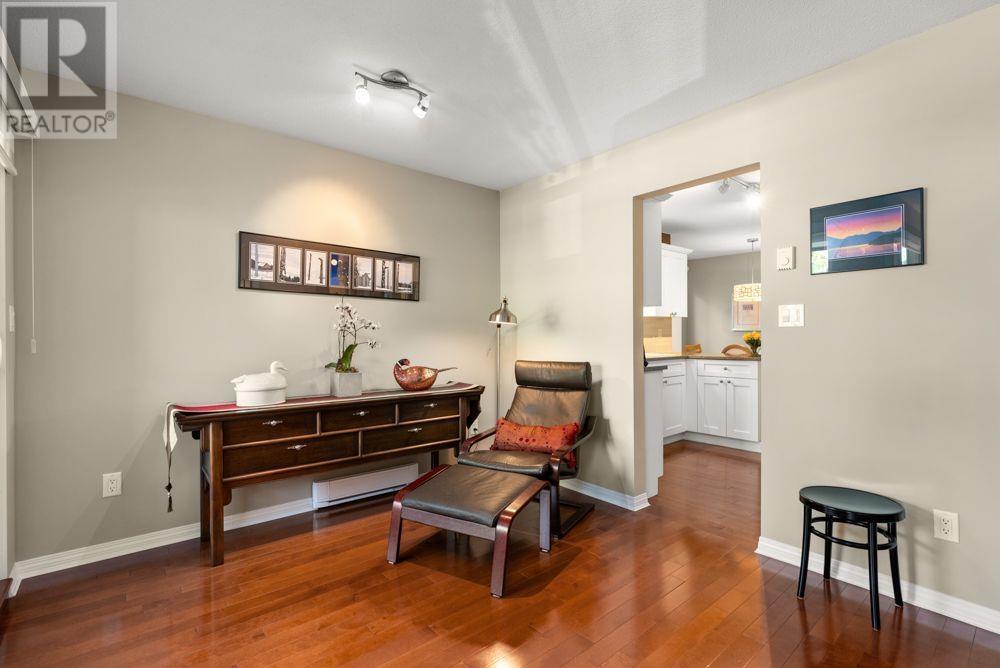 16 828 W 16 Street, North Vancouver, British Columbia  V7P 1K4 - Photo 11 - R2823530